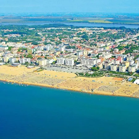 Apartment Lovely For 5 People-swimming Pool-ac By Beahost Porto Santa Margherita di Caorle