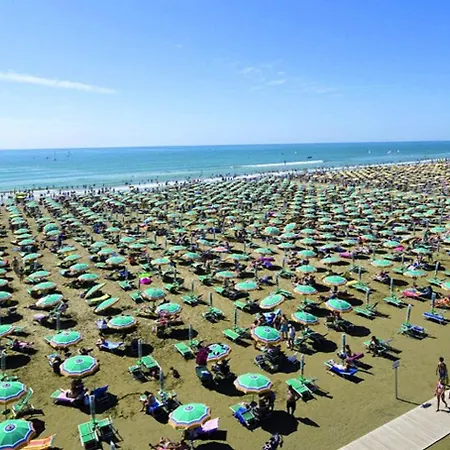 Apartment Lovely For 5 People-swimming Pool-ac By Beahost Porto Santa Margherita di Caorle